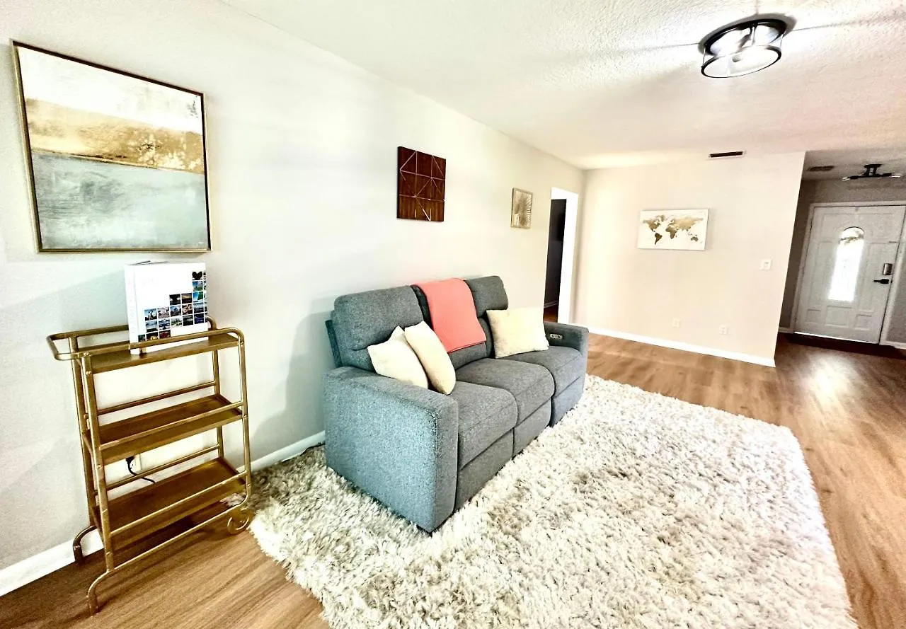 Holiday home Heated Pool! Paradise In Midtown Tampa 3B2B